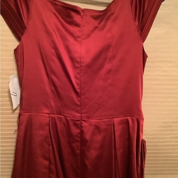 CHETTA B~RED FIT & FLARE DRESS~SIZE 12~NWT - Picture 4 of 11